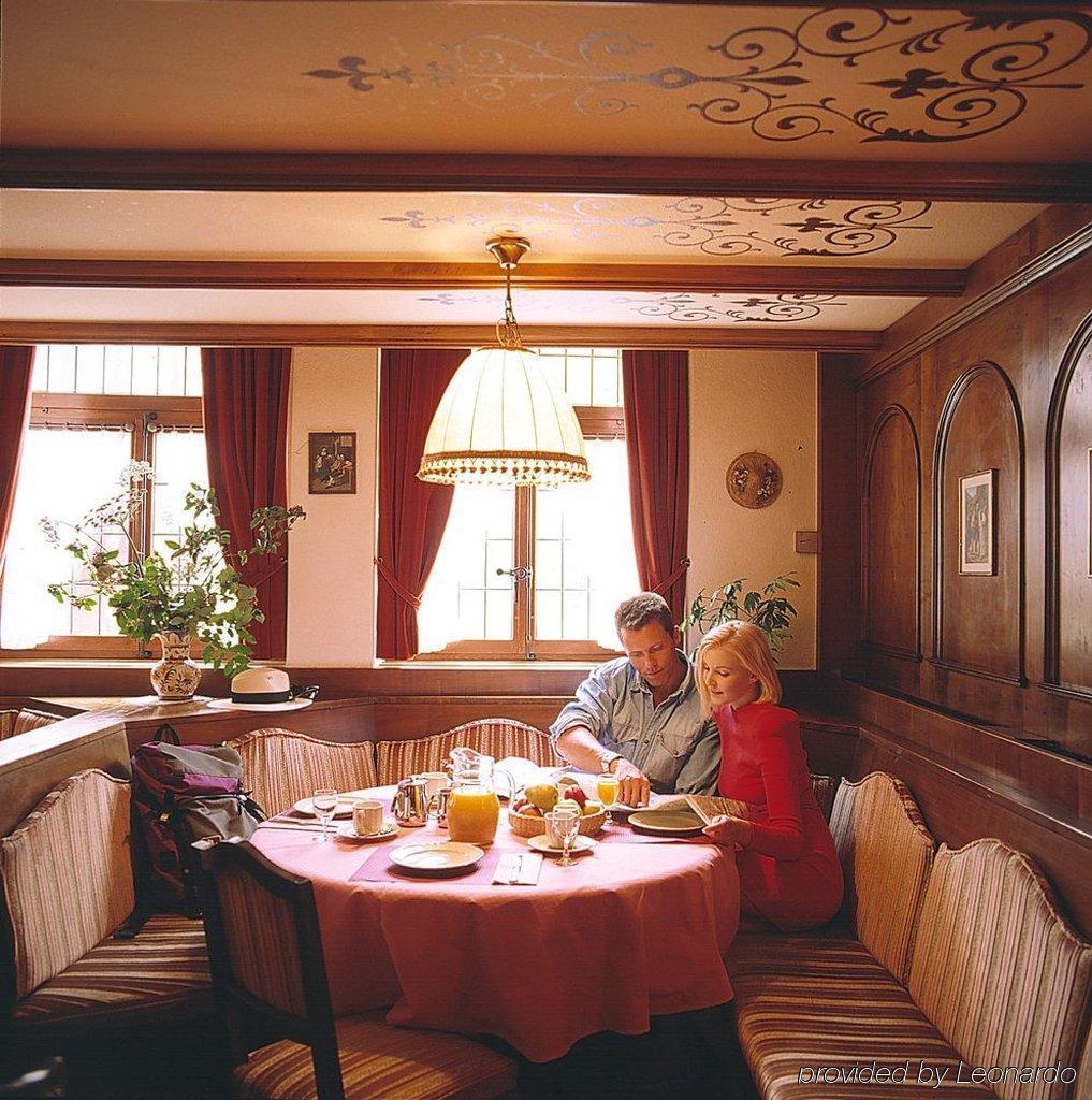 Le Petit Charme-Inn Zermatt Restaurace fotografie